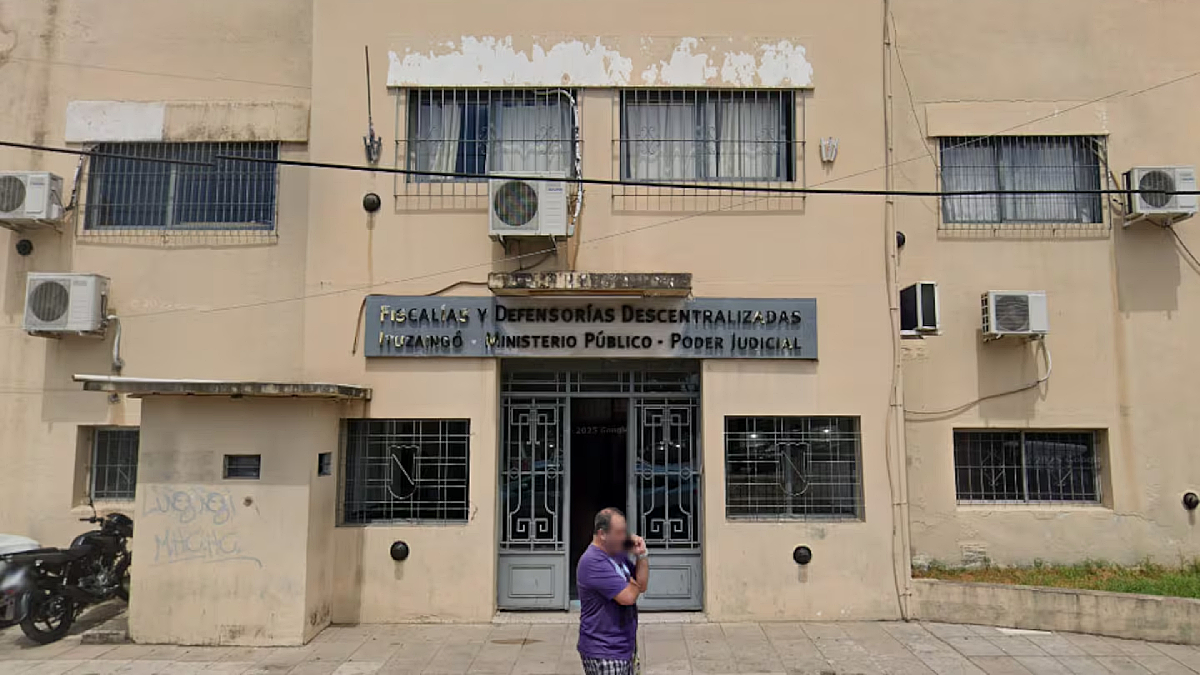 Una mujer de ituzaingó de 70 años fue detenida por vender oro falso.