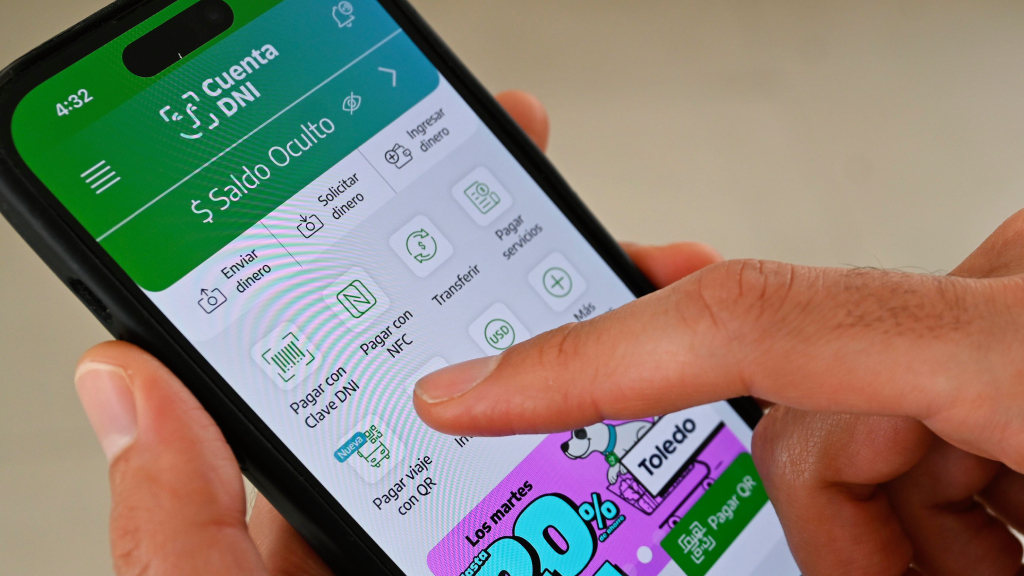 Cuenta DNI habilitó los pagos con QR en transporte público.