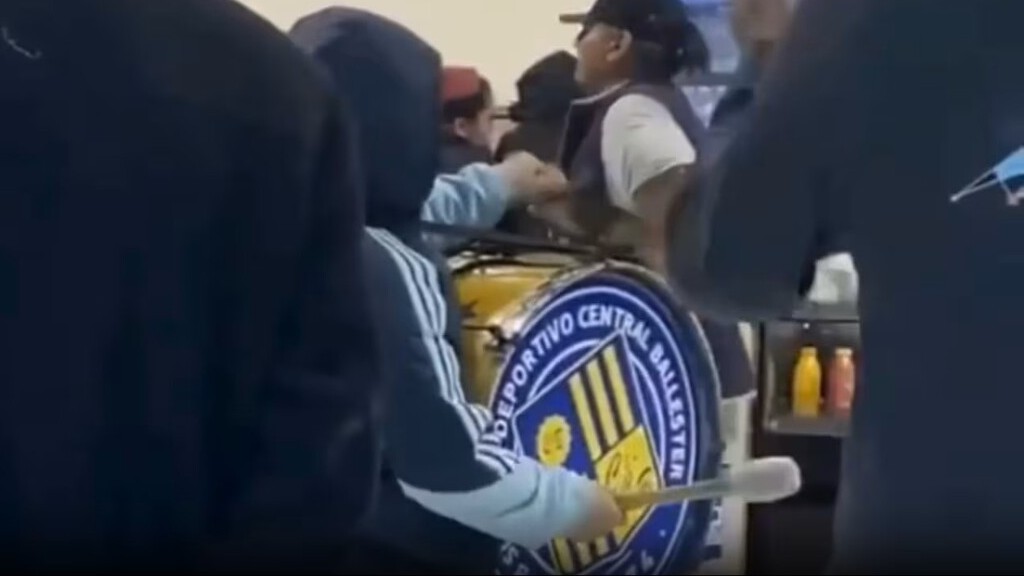 San Isidro, barra, Central Ballester, televisor